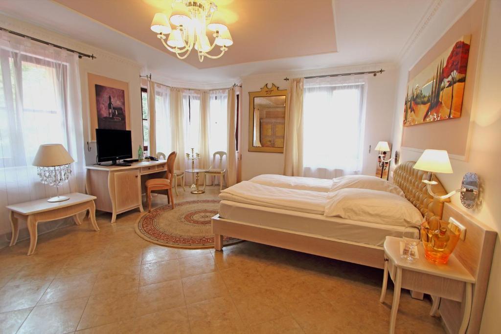 Hotel Villa Toscana Gersthofen Chambre photo