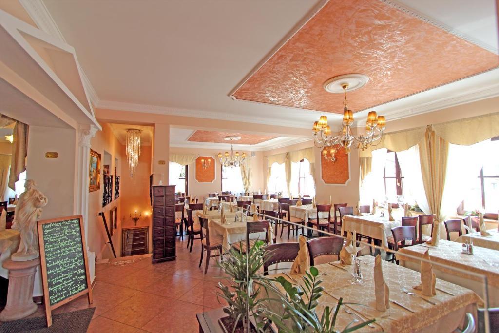 Hotel Villa Toscana Gersthofen Extérieur photo